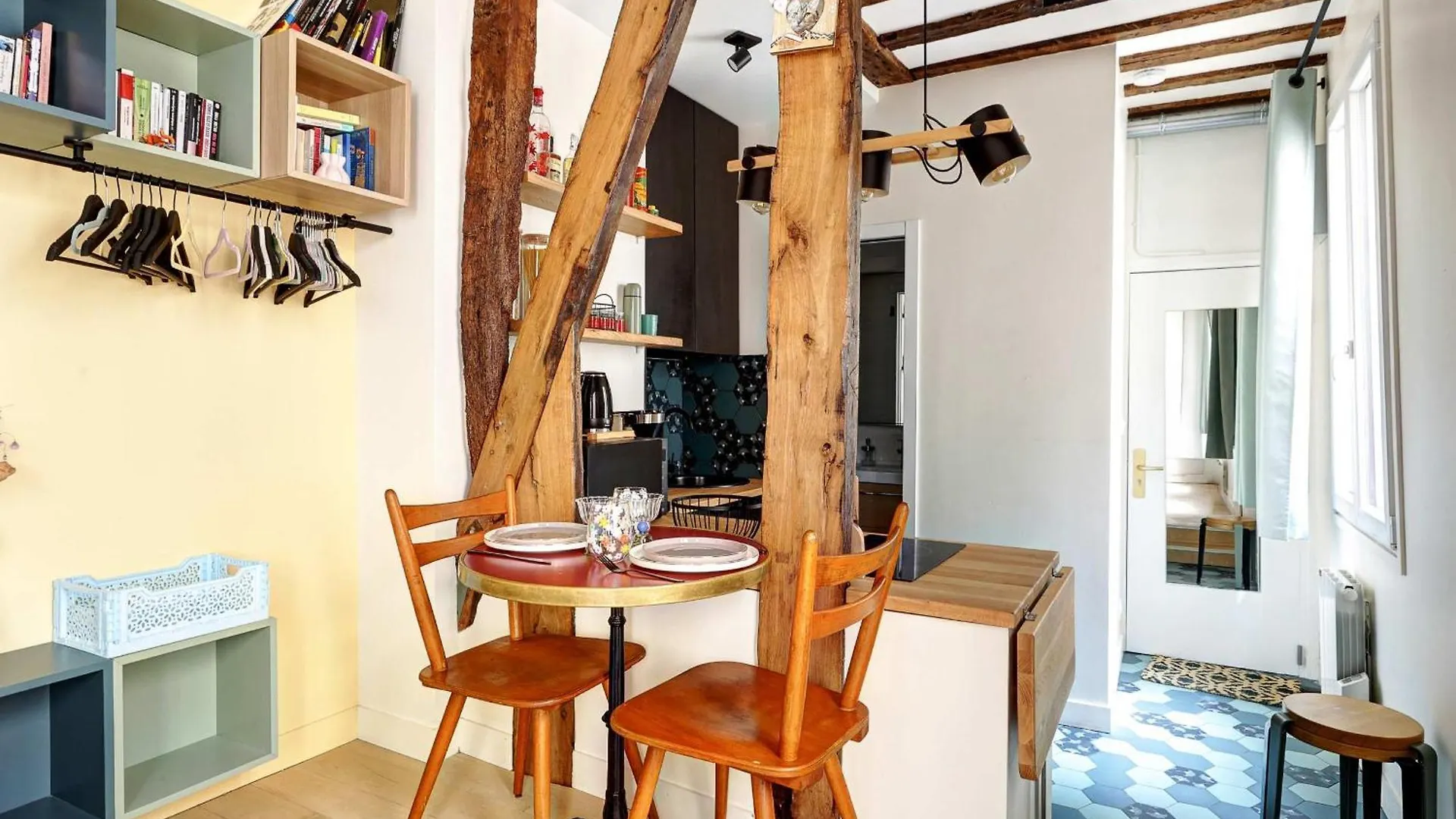 Ideal Pour 2 Appartement Rue Caffarelli Paris France
