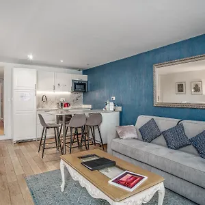 Du Louvre St Honore Apartment